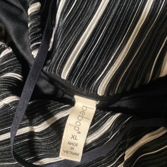 Romper - Picture 4 of 5